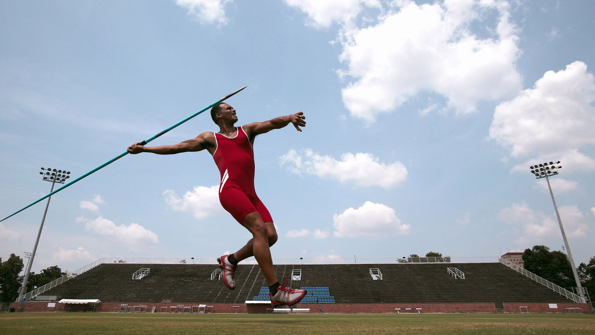 马来西亚男篮在东南亚篮球锦标赛中夺冠，创造历史